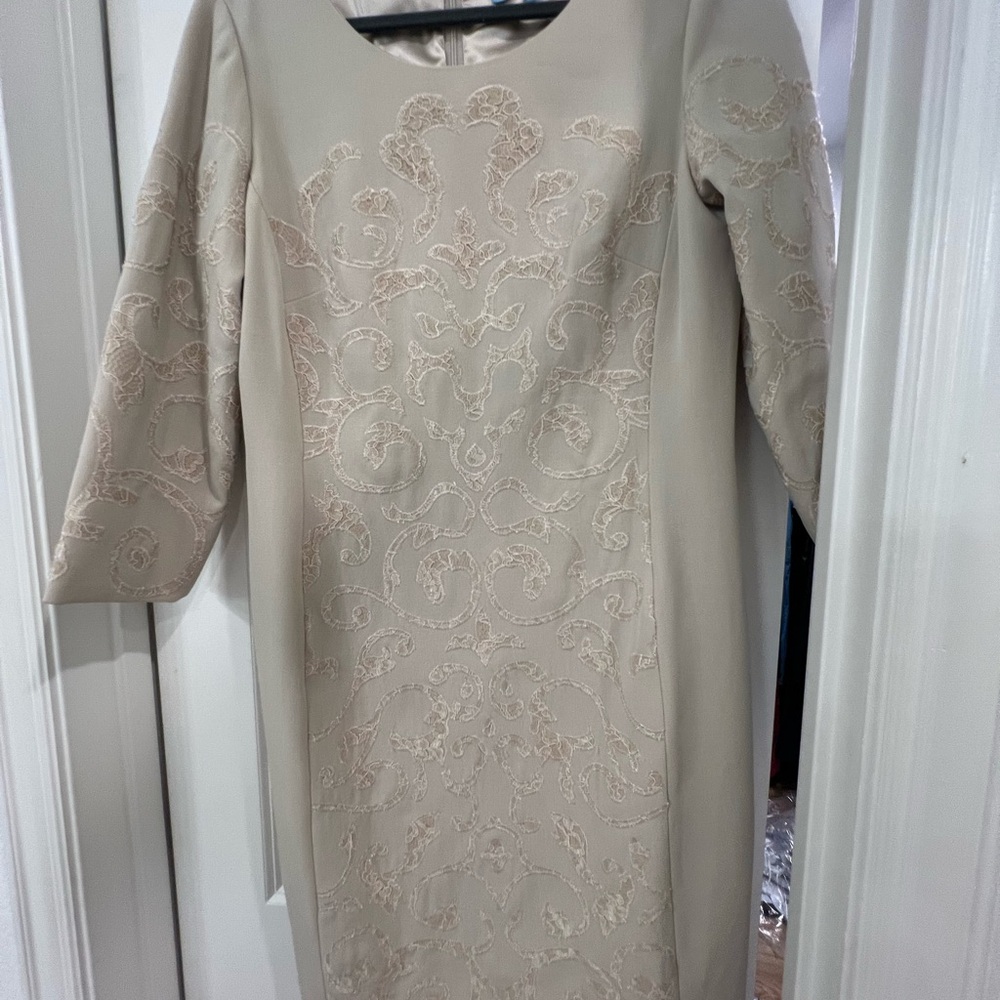 ANTONIO MELANI Cream Sheath Dress Long Sleeve Crew Neck